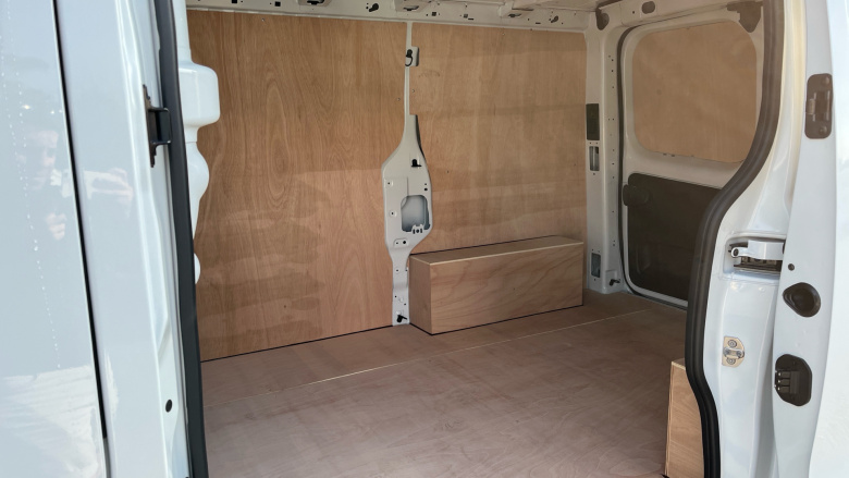 Renault Trafic Swb Diesel SL30 Blue dCi 150 Extra [Safety] Van